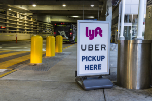 06 08 19 bigstock lyft sign 196462630