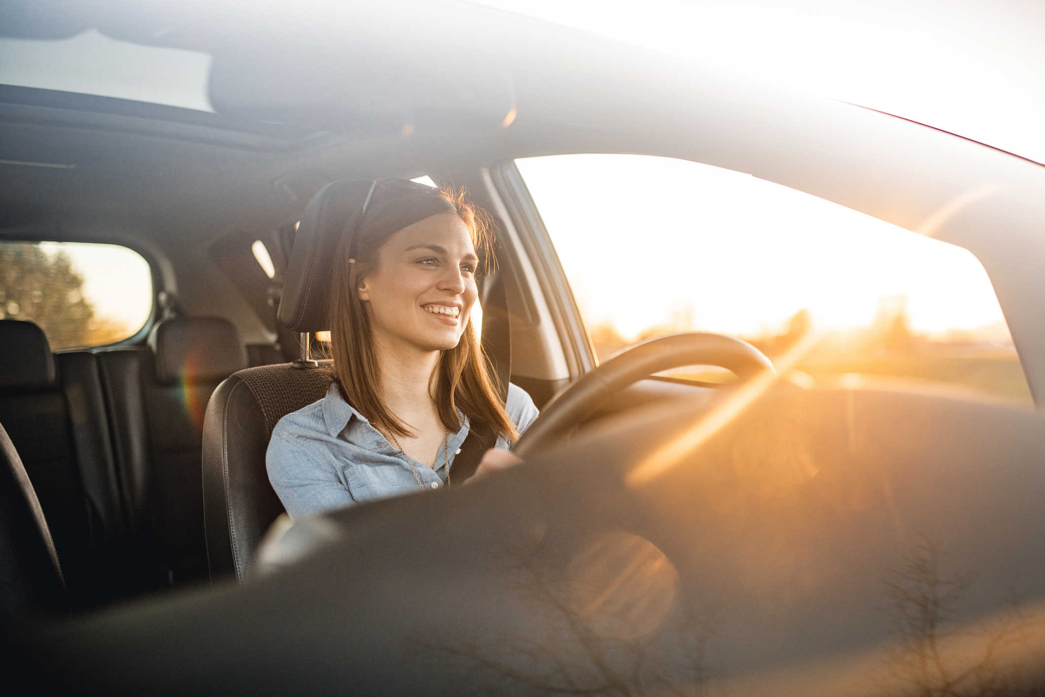 what can you do to reduce glare from bright sunlight