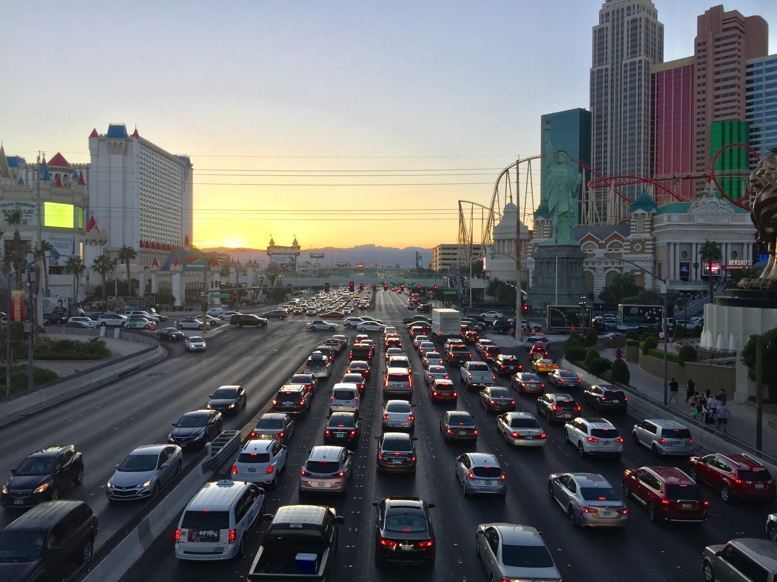 Do You Know How to Drive Safely in Heavy Traffic?