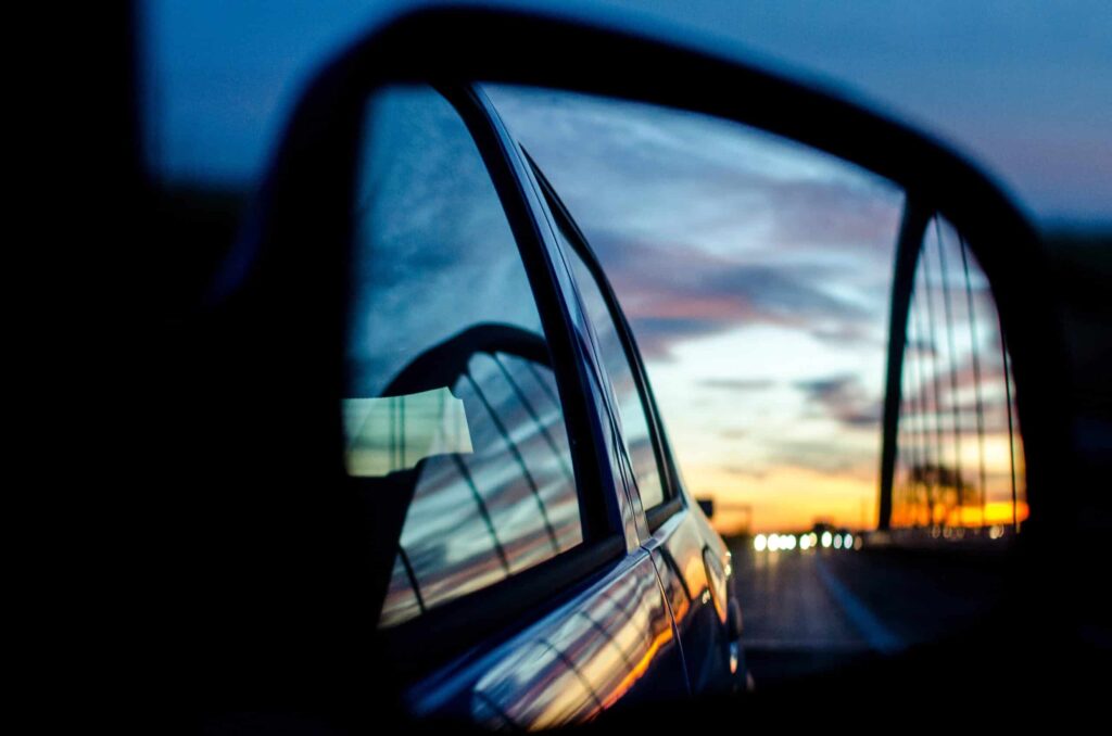 Using Car Mirrors to Prevent Car Accidents